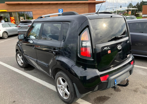 Kia Soul cena 21500 przebieg: 248000, rok produkcji 2011 z Dzierżoniów małe 92